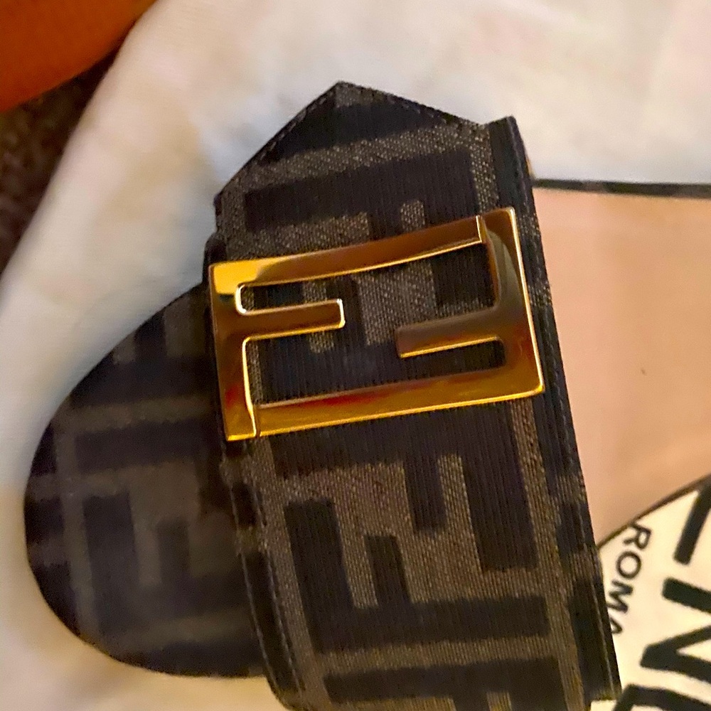 Fendi Sandals flat and easy to wear
